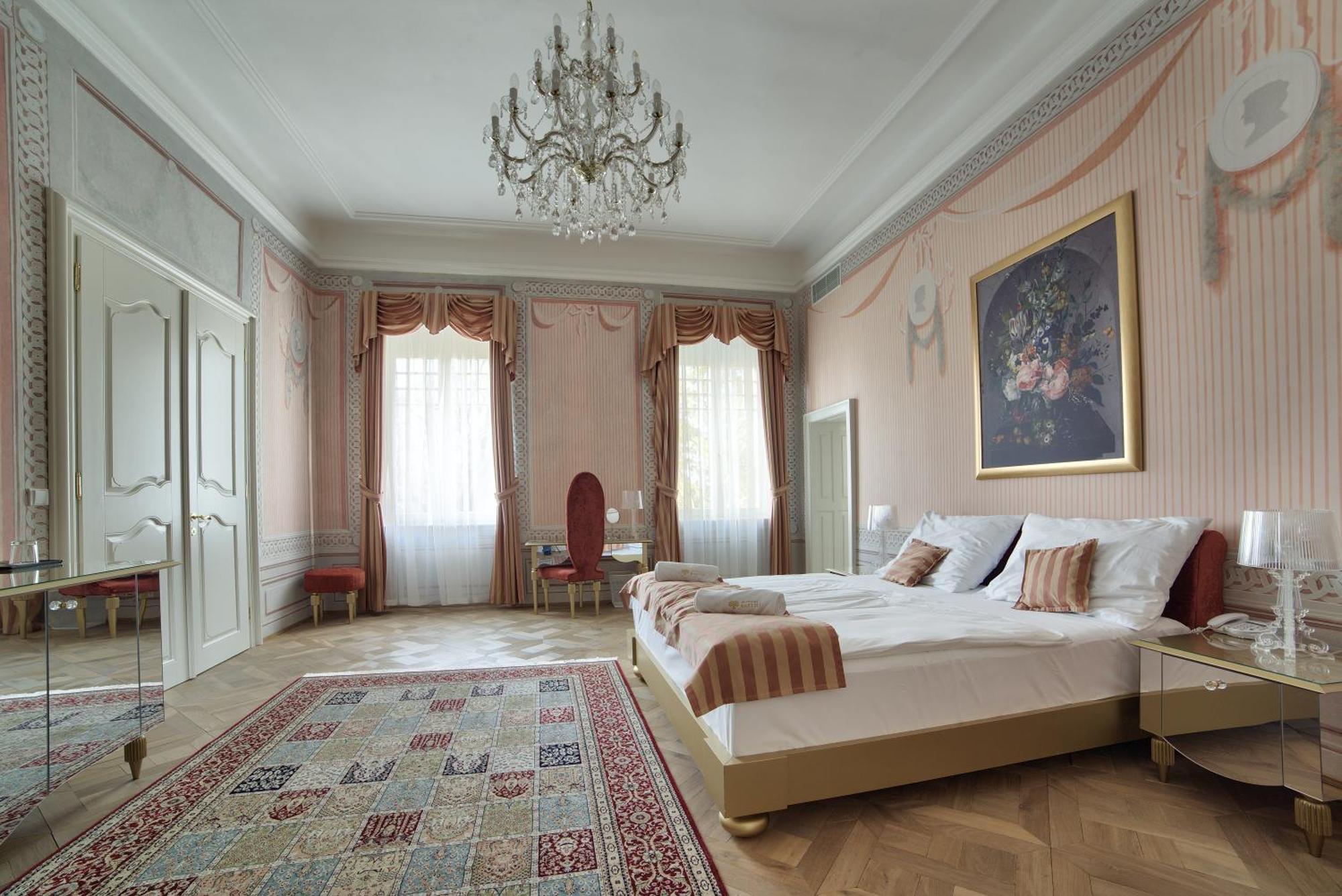 Art Hotel Kastiel Tomasov ห้อง รูปภาพ