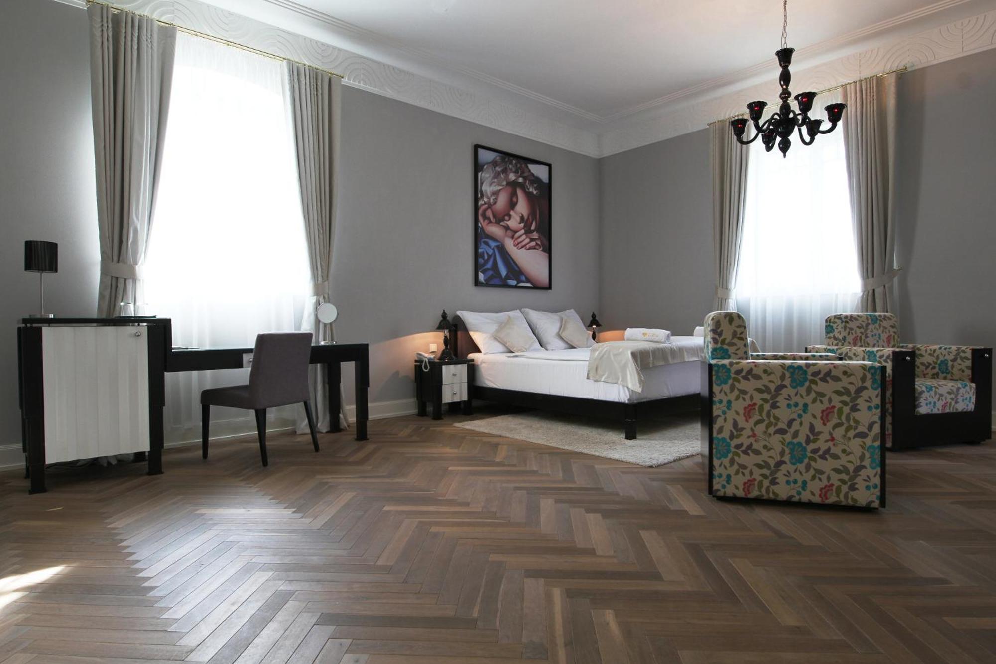 Art Hotel Kastiel Tomasov ห้อง รูปภาพ